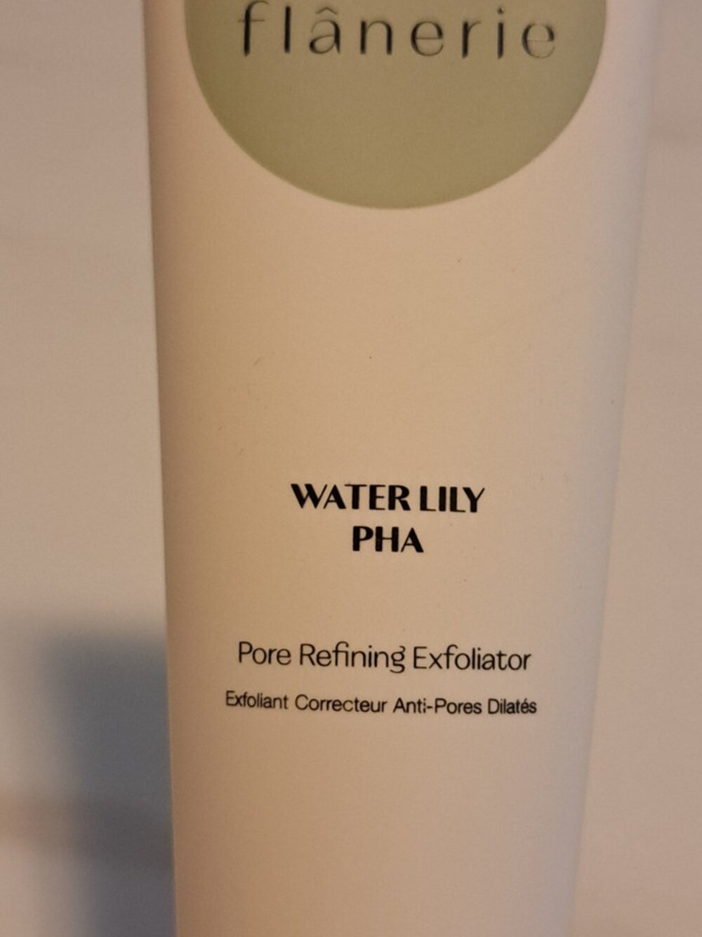 Flanerie Water Lily PHA Pore Refining Exfoliator